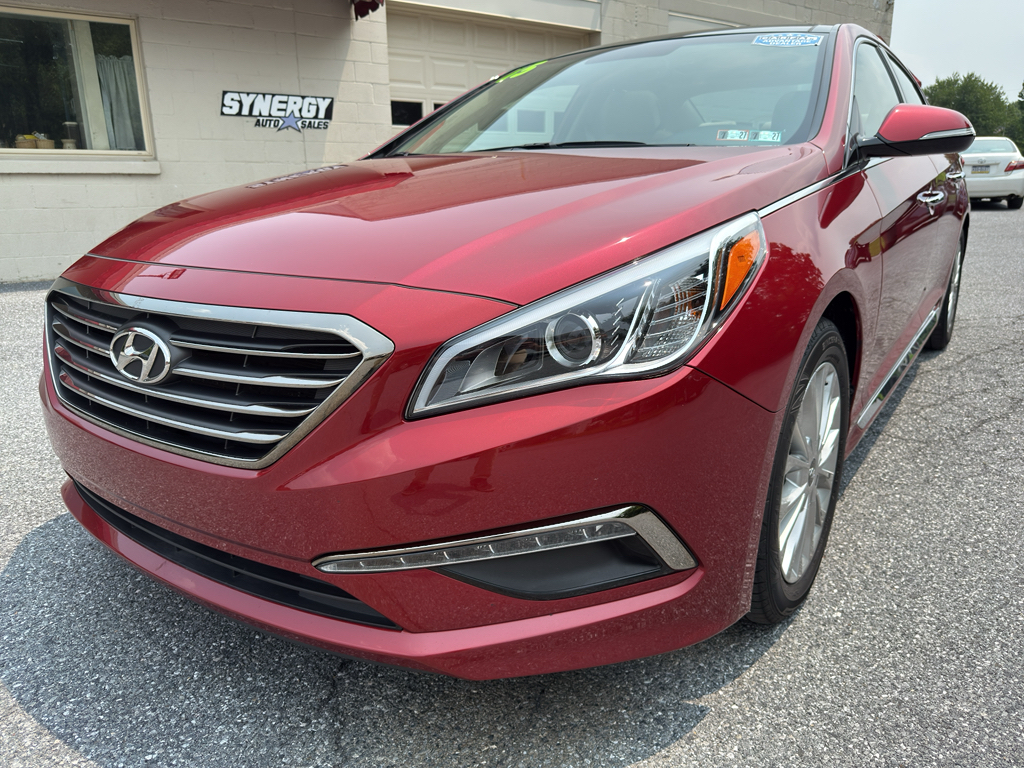 Venetian Red 2015 Hyundai Sonata Sedan Front-Wheel Drive 6-Speed Automatic