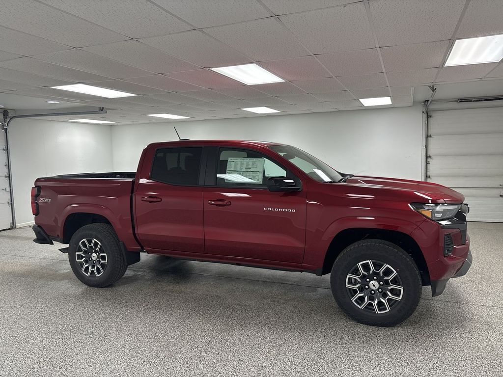 Radiant Red Tintcoat 2026 Chevrolet Colorado Z71 Crew Cab 4WD Pickup Truck Four-Wheel Drive 8-Speed Automatic