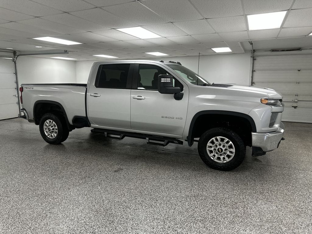 2021 Chevrolet Silverado 2500HD LT Crew Cab 4WD