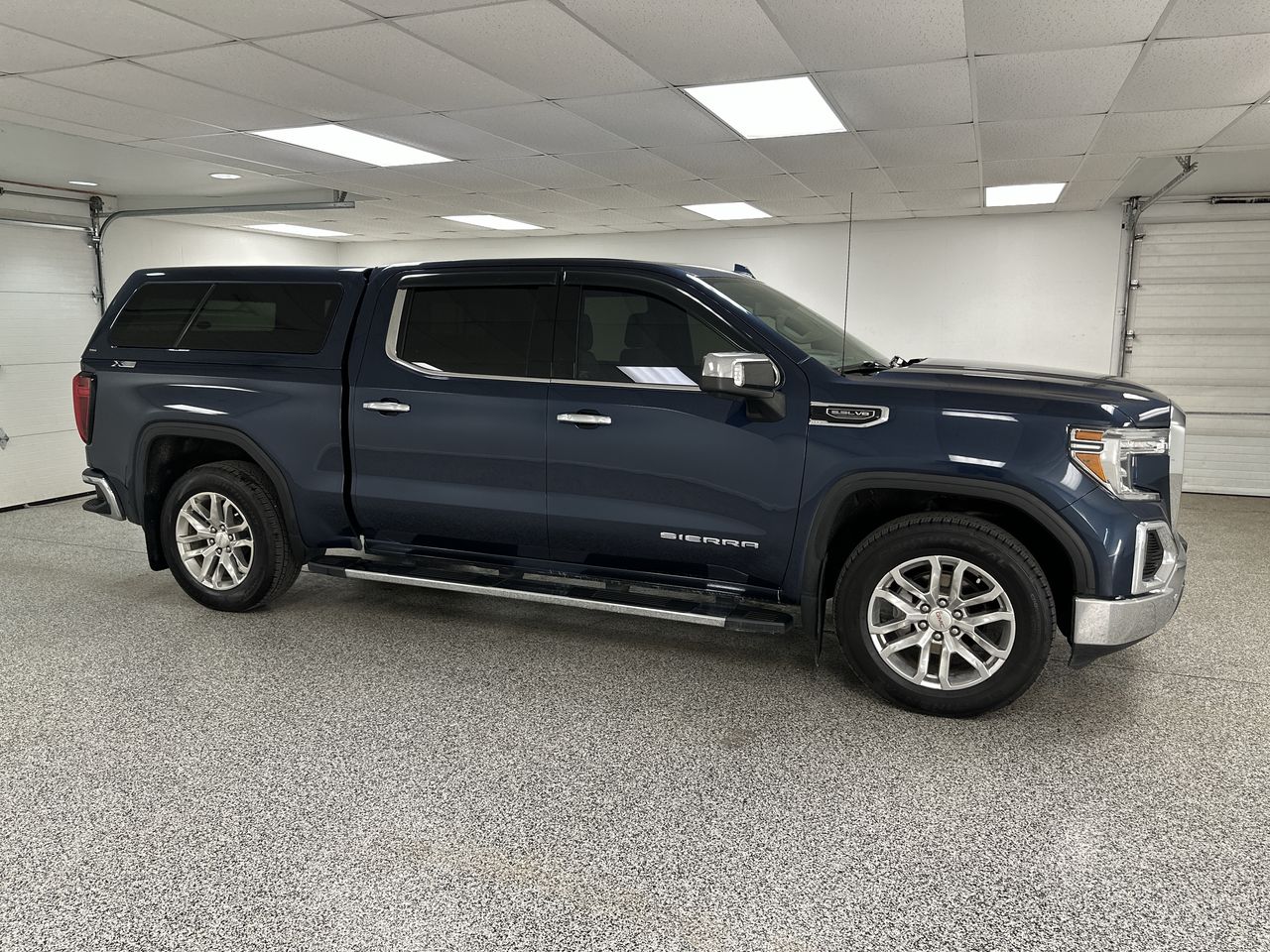 2020 GMC Sierra 1500 SLT Crew Cab 4WD