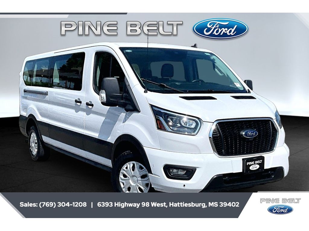 2023 Ford Transit Passenger 350 XLT Low Roof LB RWD