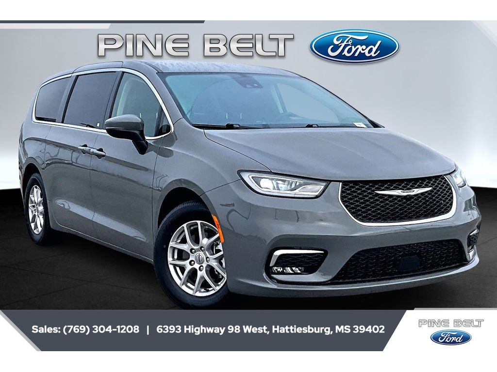 2023 Chrysler Pacifica Touring L FWD