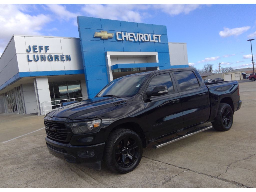 Diamond Black Crystal Pearlcoat 2021 RAM 1500 Big Horn Crew Cab 4WD Pickup Truck Four-Wheel Drive 8-Speed Automatic