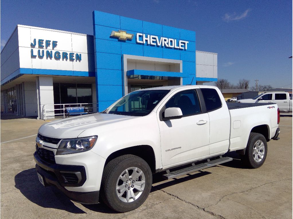 Summit White 2022 Chevrolet Colorado LT Extended Cab 4WD Pickup Truck Four-Wheel Drive 6-Speed Automatic
