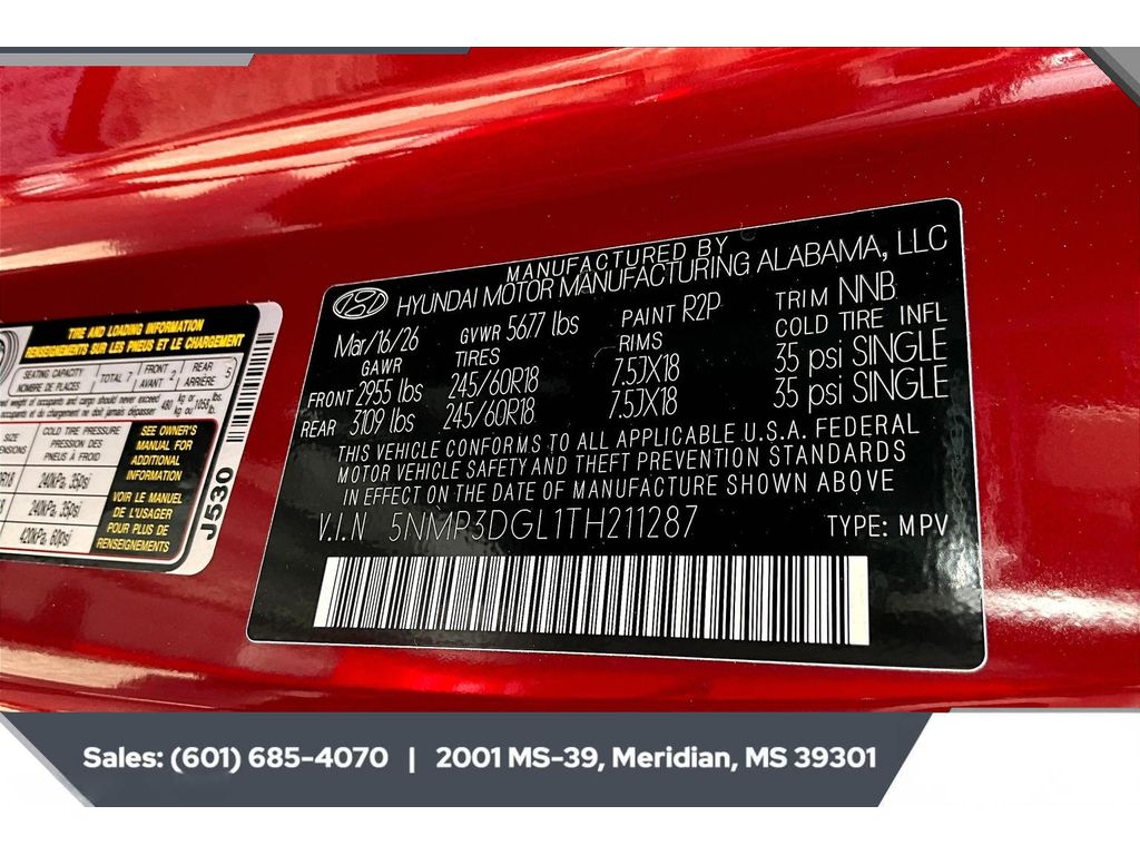 View vehicle photo 7