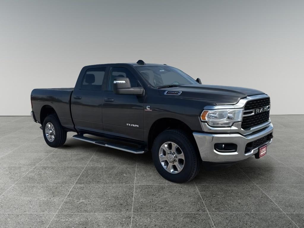 2024 RAM 2500 Big Horn Crew Cab 4WD