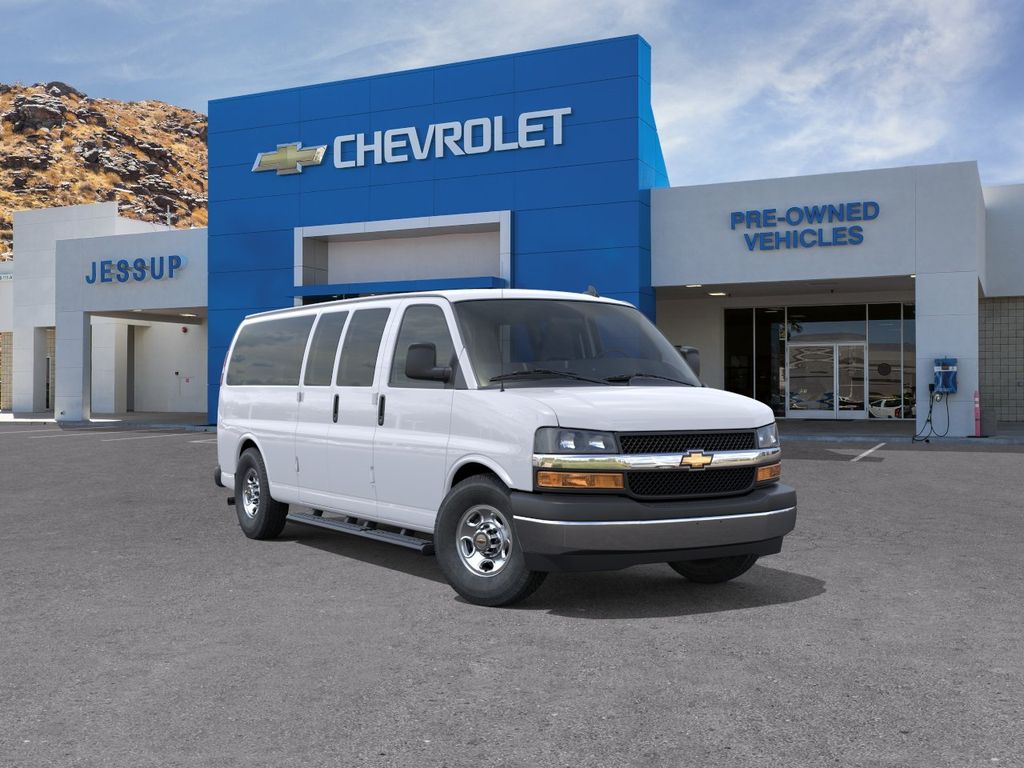 Summit White 2026 Chevrolet Express 3500 LT Extended RWD Van Rear-Wheel Drive 8-Speed Automatic