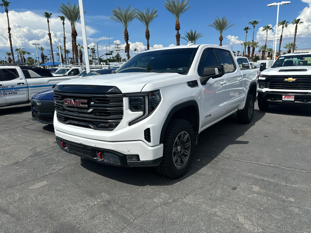 2025 GMC Sierra 1500 AT4 Crew Cab 4WD