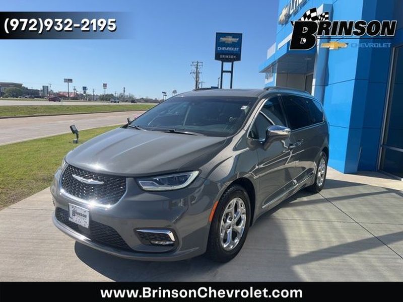Ceramic Gray Clearcoat 2022 Chrysler Pacifica Limited FWD Minivan Front-Wheel Drive 9-Speed Automatic