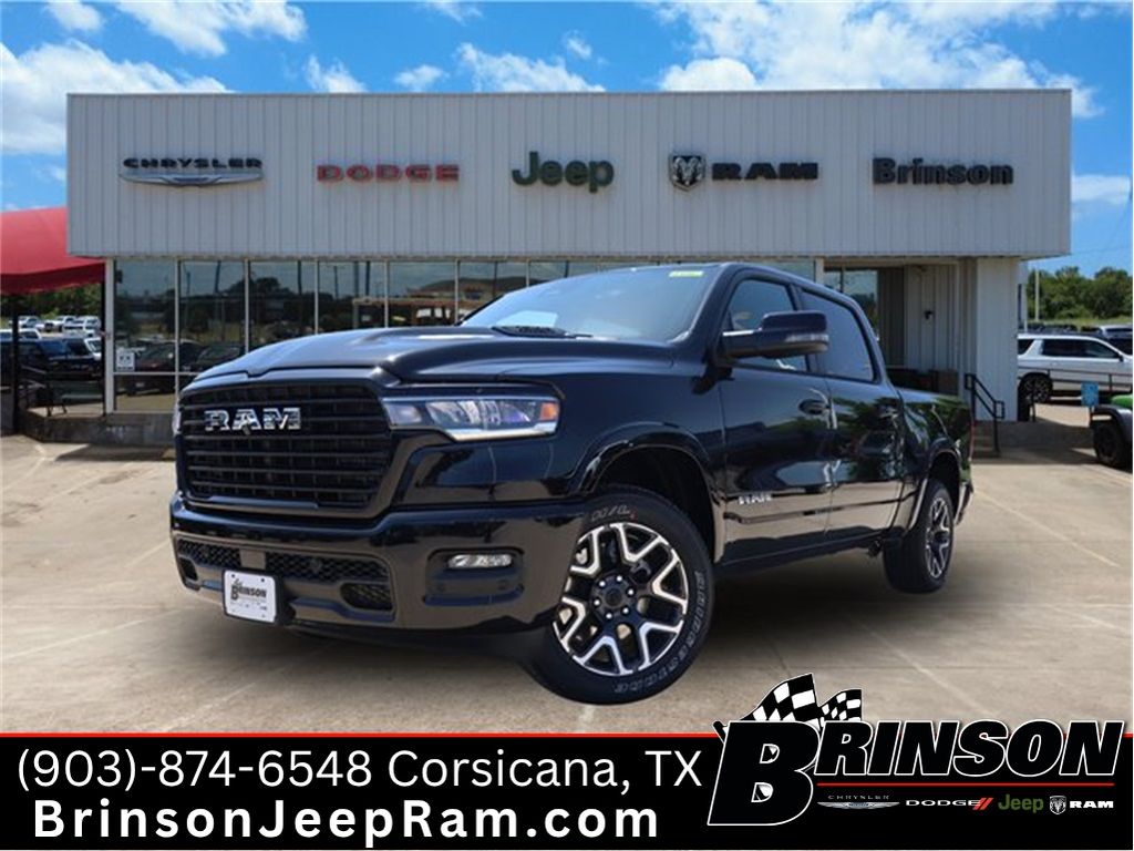 Diamond Black Crystal Pearlcoat 2026 RAM 1500 Laramie Crew Cab 4WD Pickup Truck Four-Wheel Drive 8-Speed Automatic