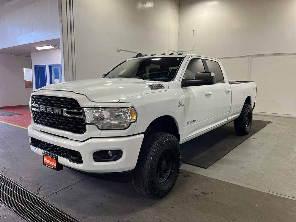 2022 RAM 3500 Big Horn Crew Cab LB 4WD