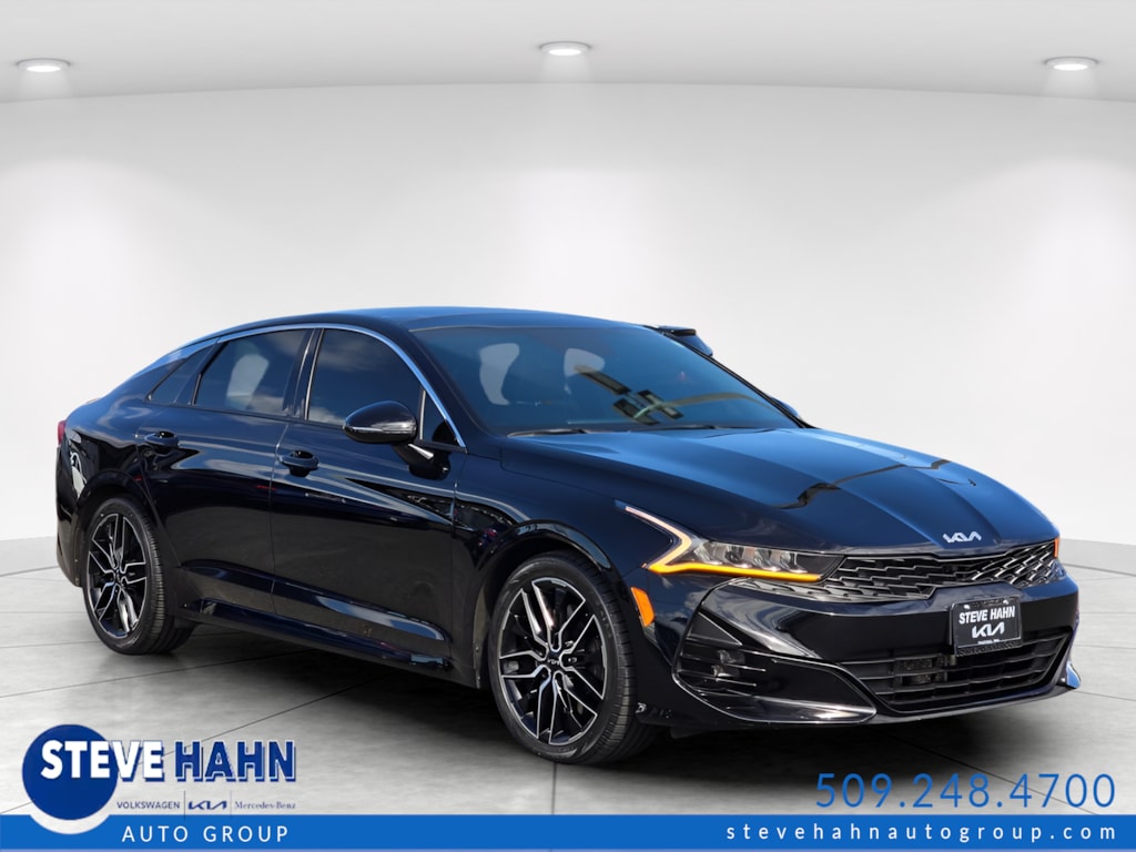 Ebony Black 2023 Kia K5 Sedan Front-Wheel Drive 8-Speed Automatic