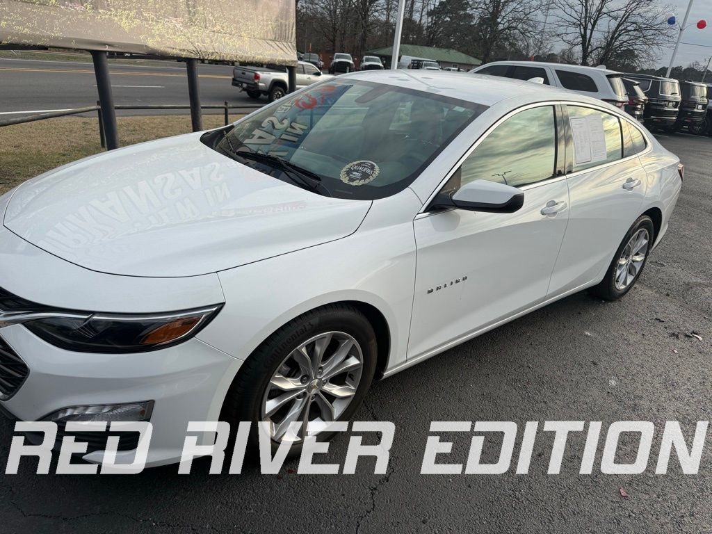 Summit White 2022 Chevrolet Malibu LT FWD Sedan Front-Wheel Drive Continuously Variable Transmission
