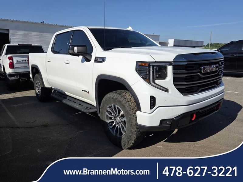 Summit White 2022 GMC Sierra 1500 Pickup Truck Four-Wheel Drive Automatic