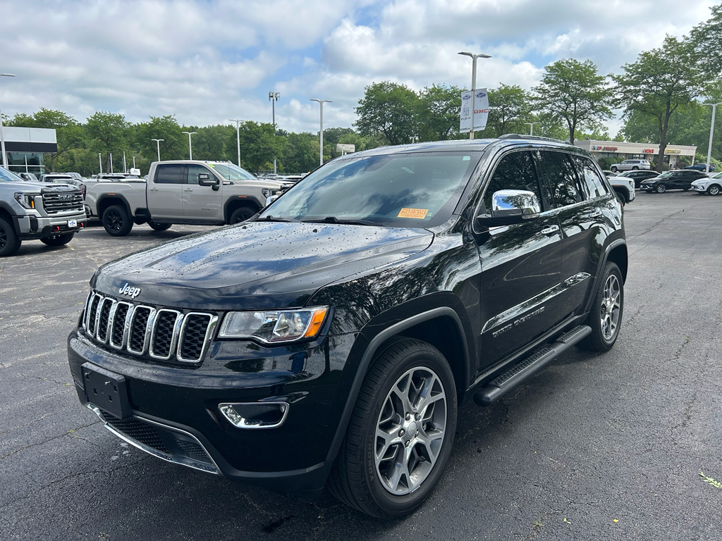 Diamond Black Crystal Pearlcoat 2022 Jeep Grand Cherokee SUV / Crossover Four-Wheel Drive 8-Speed Automatic