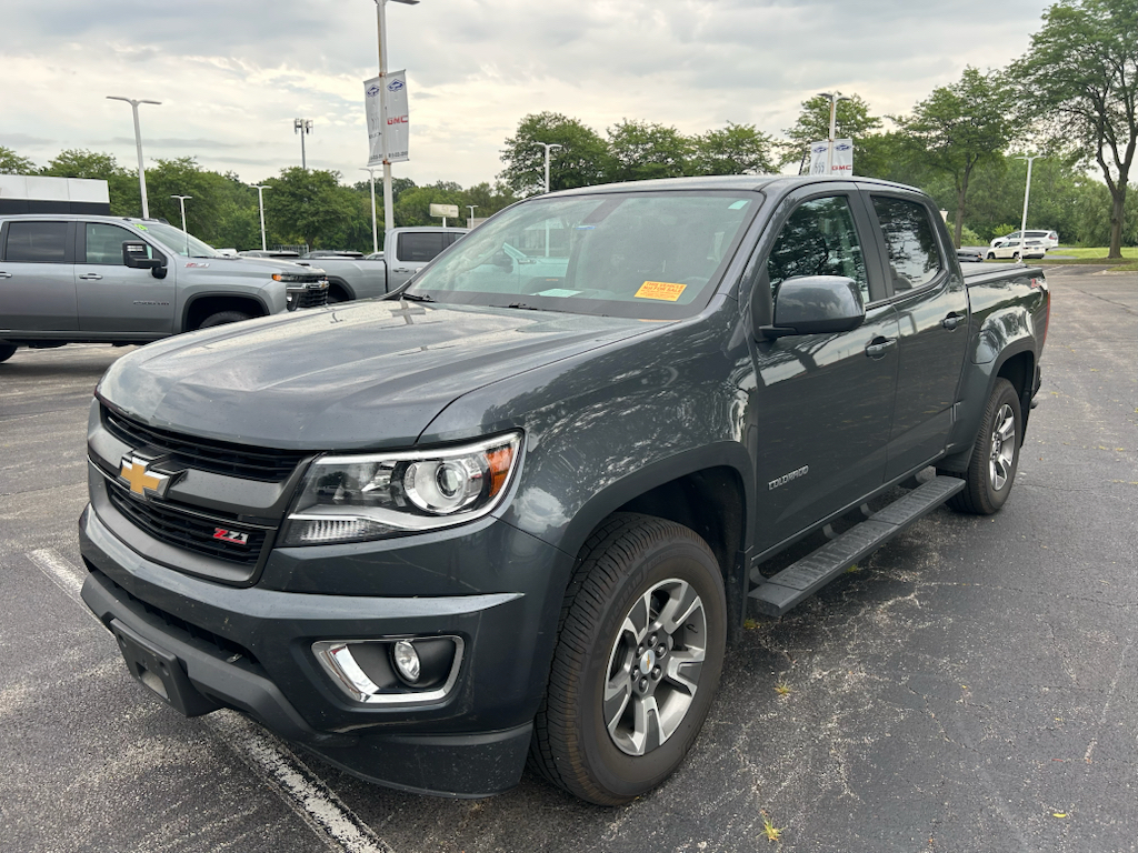 Cyber Gray Metallic 2017 Chevrolet Colorado Pickup Truck Four-Wheel Drive 8-Speed Automatic
