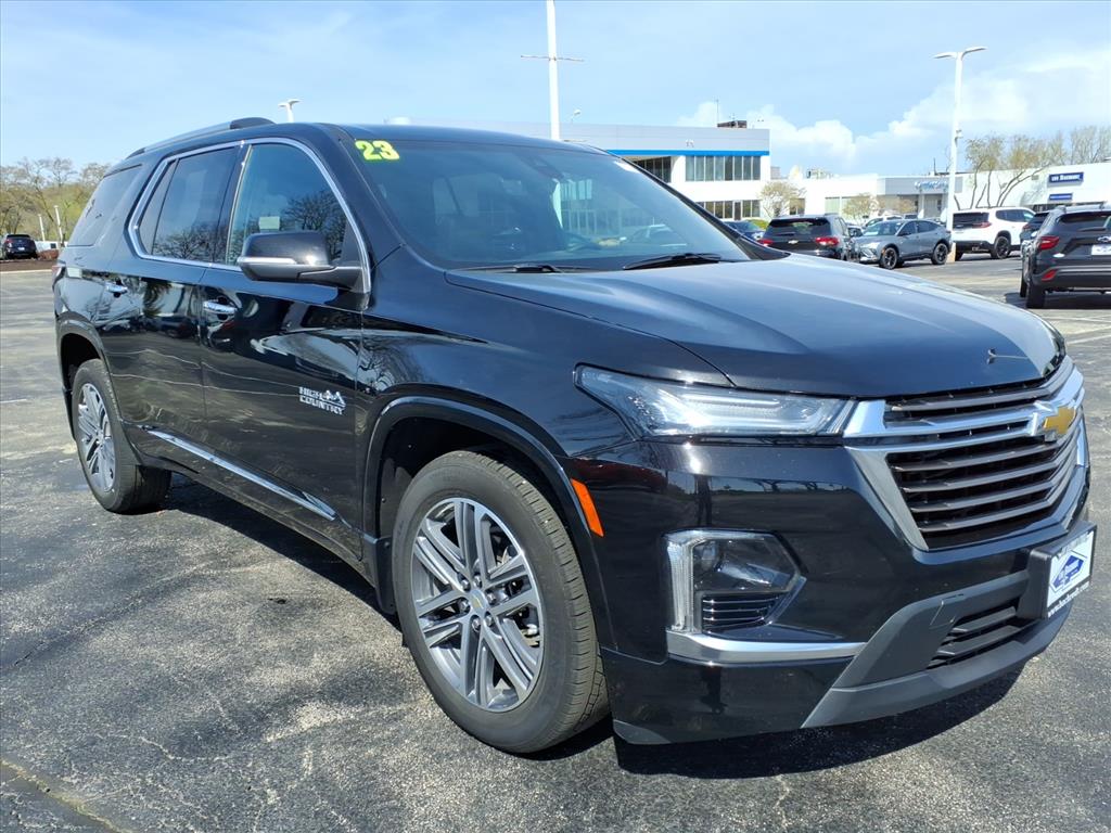 Mosaic Black Metallic 2023 Chevrolet Traverse SUV / Crossover Four-Wheel Drive 9-Speed Automatic