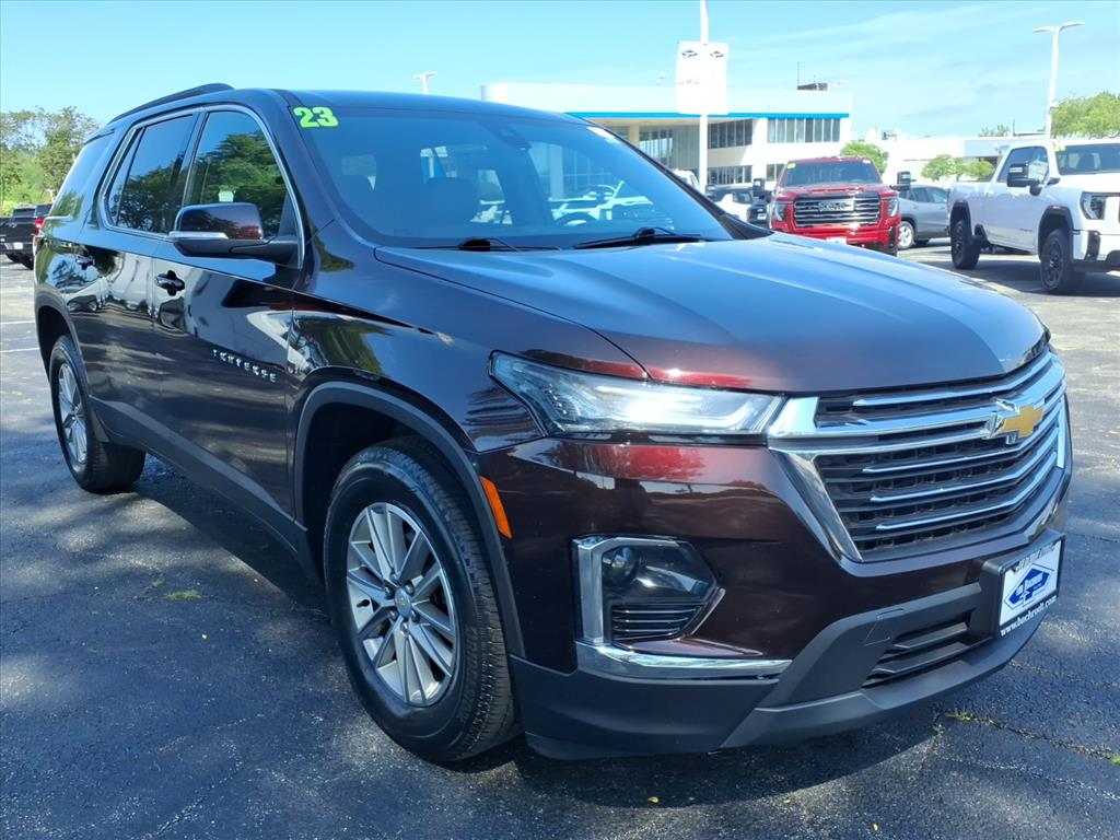 Black Cherry Metallic 2023 Chevrolet Traverse SUV / Crossover Four-Wheel Drive 9-Speed Automatic