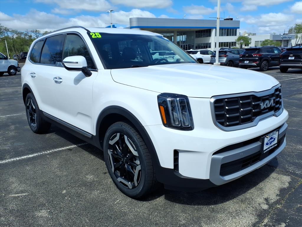 Glacial White Pearl 2025 Kia Telluride SUV / Crossover Front-Wheel Drive 8-Speed Automatic