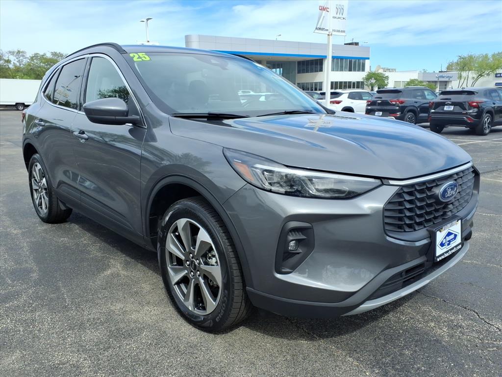 Gray (Carbonized Grey Metallic) 2025 Ford Escape SUV / Crossover All-Wheel Drive 8-Speed Automatic