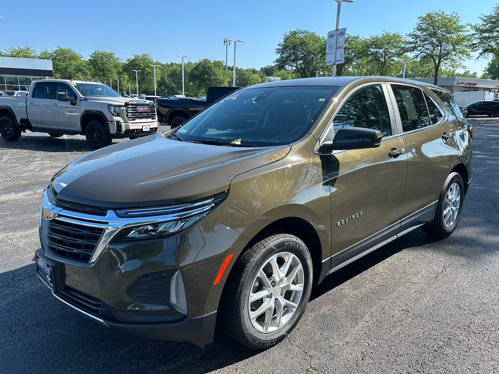 Harvest Bronze Metallic 2024 Chevrolet Equinox SUV / Crossover Front-Wheel Drive 6-Speed Automatic