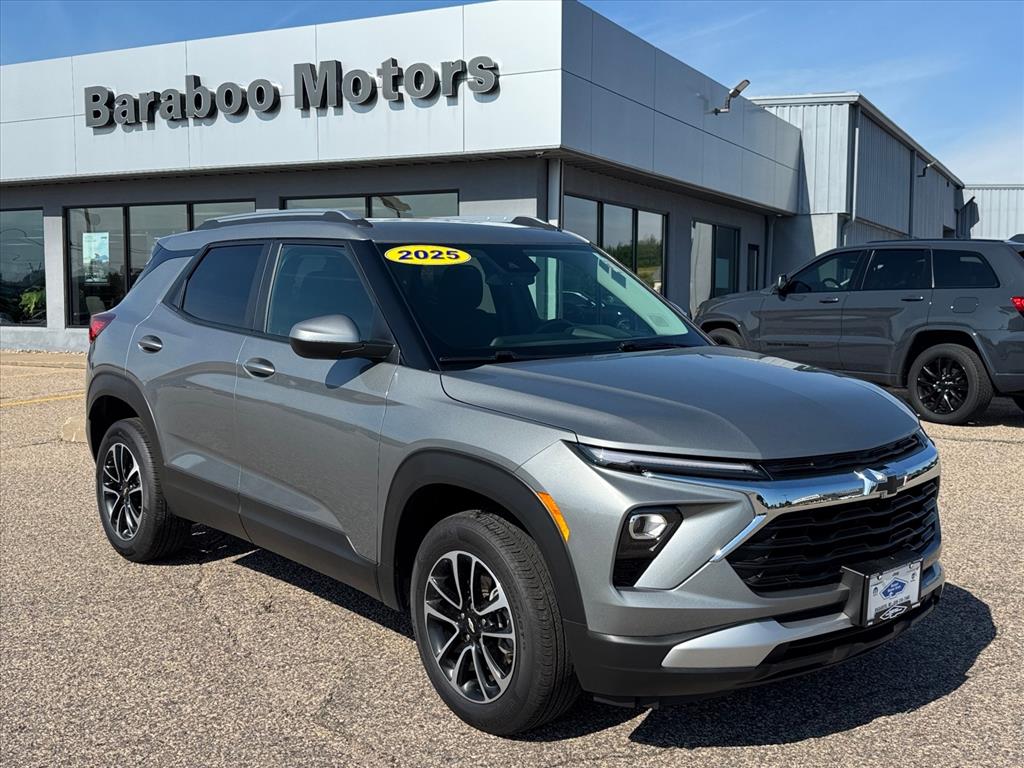 Sterling Gray Metallic 2025 Chevrolet Trailblazer SUV / Crossover Four-Wheel Drive 9-Speed Automatic