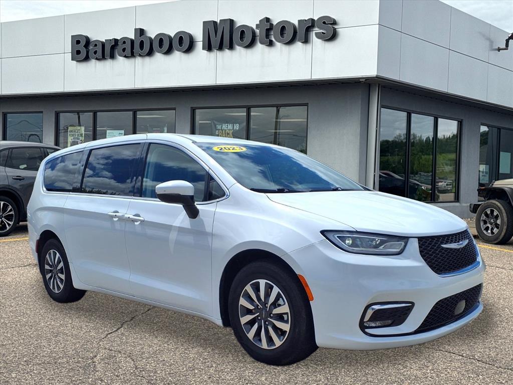 2023 Chrysler Pacifica Hybrid Touring L FWD