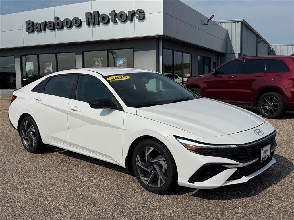 Serenity White 2025 Hyundai Elantra Sedan Front-Wheel Drive Continuously Variable Transmission