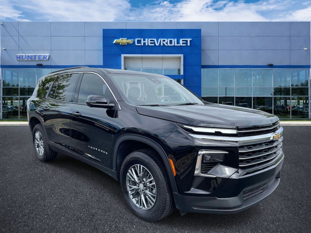 Mosaic Black Metallic 2024 Chevrolet Traverse SUV / Crossover Front-Wheel Drive 8-Speed Automatic