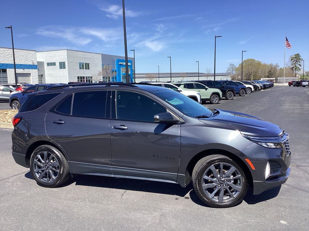 View vehicle photo 5