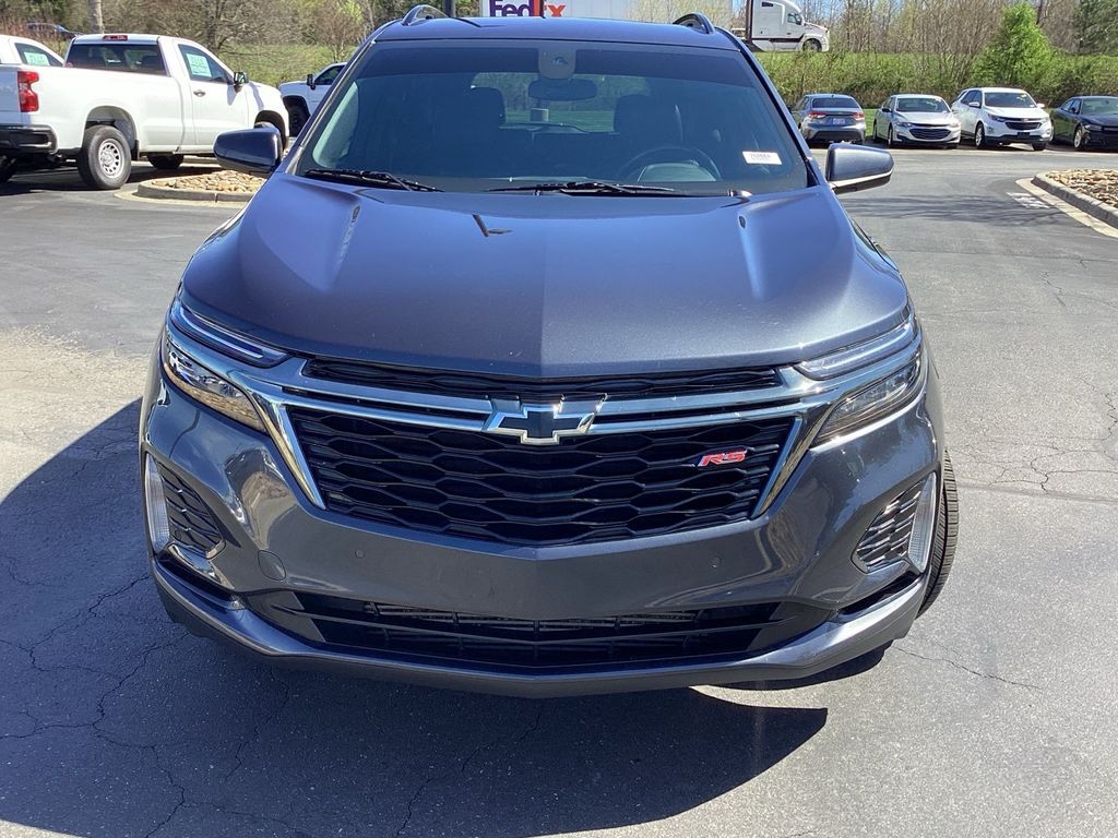 View vehicle photo 4