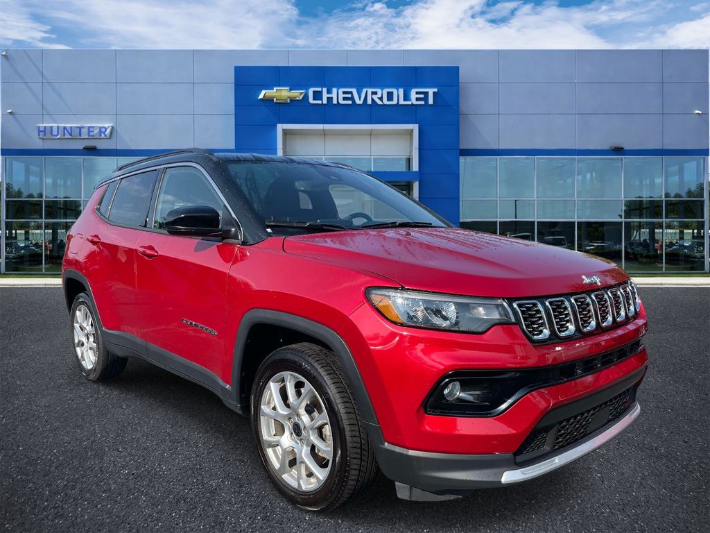 Red Hot Pearlcoat 2025 Jeep Compass SUV / Crossover Four-Wheel Drive 8-Speed Automatic