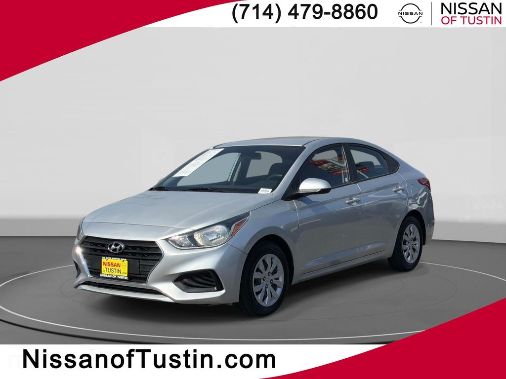 Olympus Silver 2020 Hyundai Accent SE Sedan FWD Sedan Front-Wheel Drive Continuously Variable Transmission