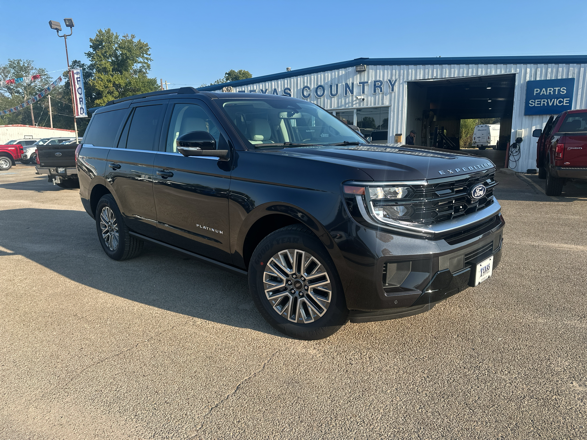 2027 Ford Expedition Platinum