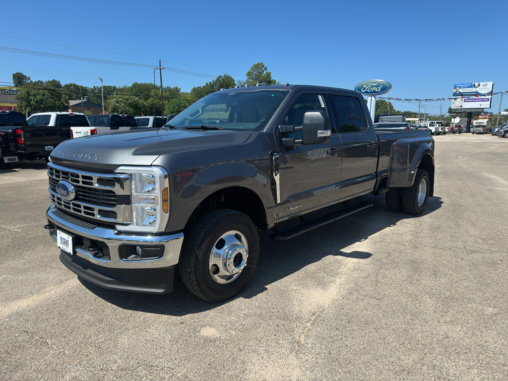 2026 Ford F-350 XLT
