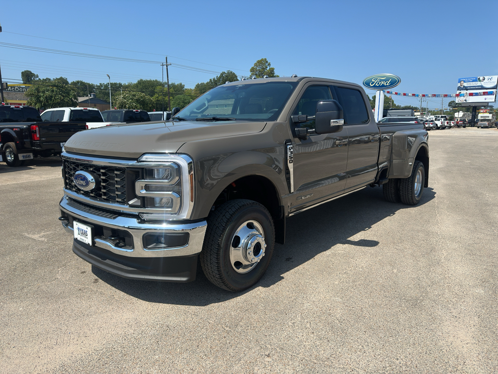 2026 Ford F-350 Lariat
