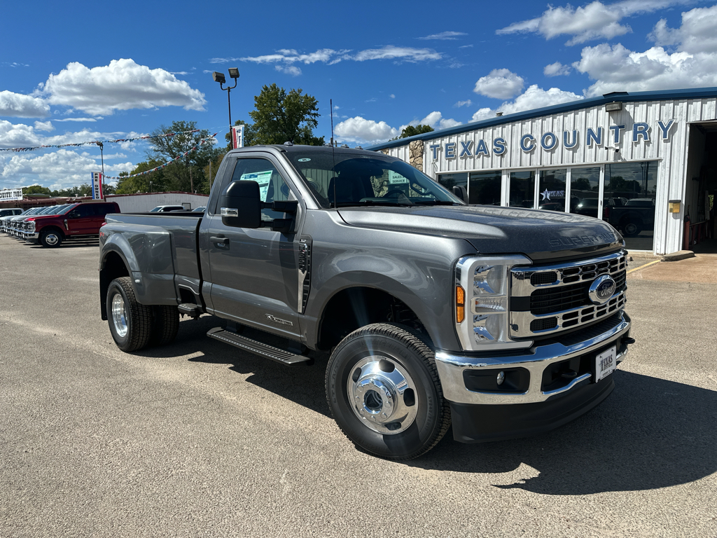 2026 Ford F-350 XLT