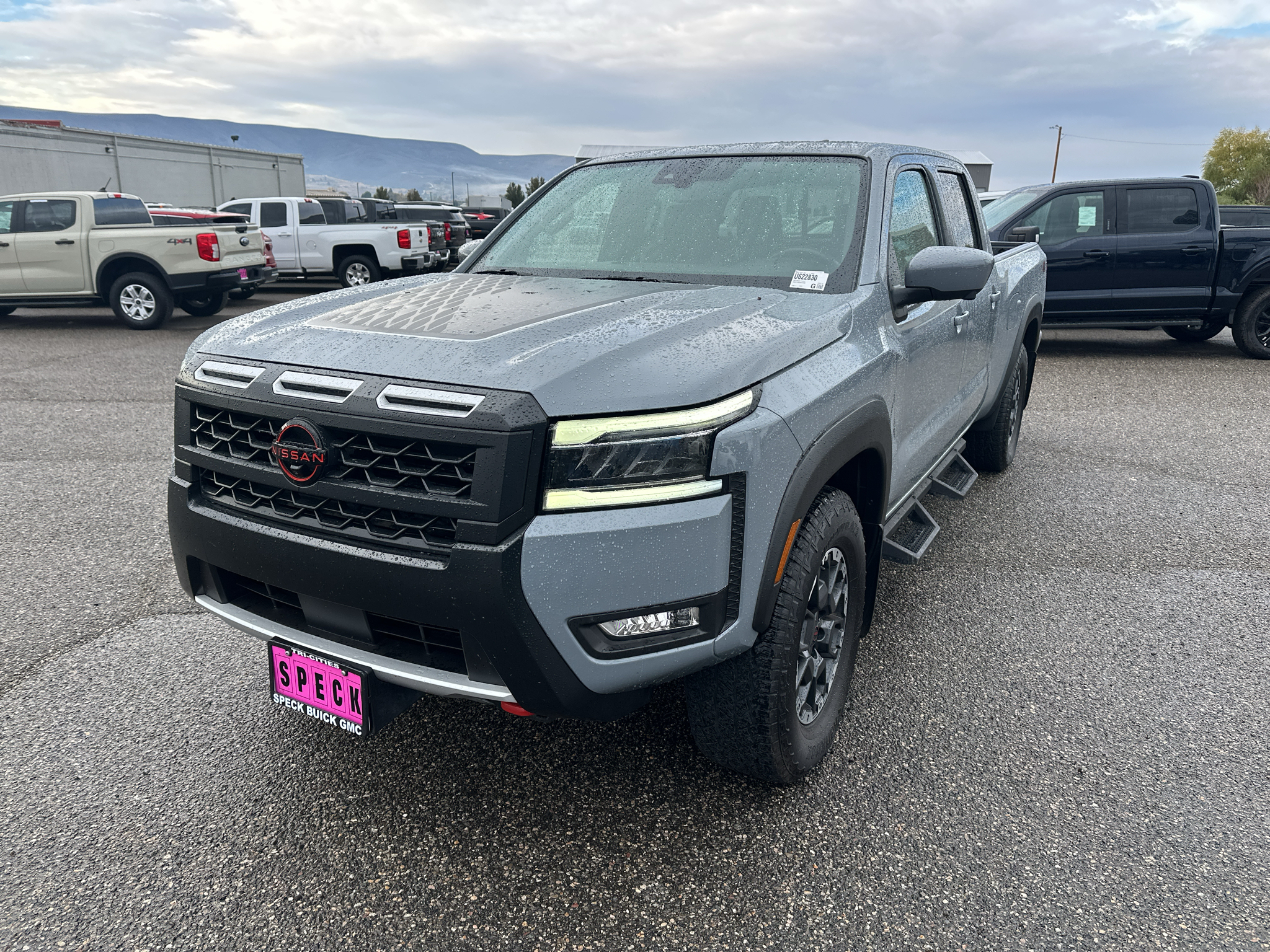  2025 Nissan Frontier PRO-4X Crew Cab LB 4WD   