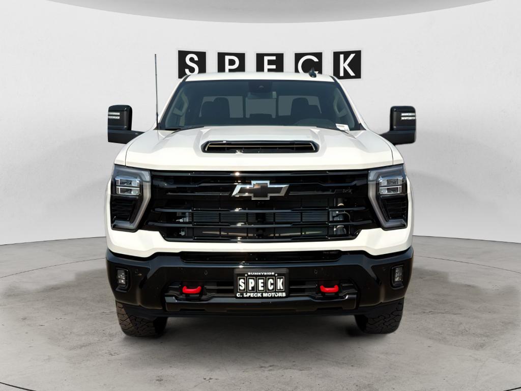 SUMMIT WHITE 2026 Chevrolet Silverado 3500HD Pickup Truck Four-Wheel Drive Automatic