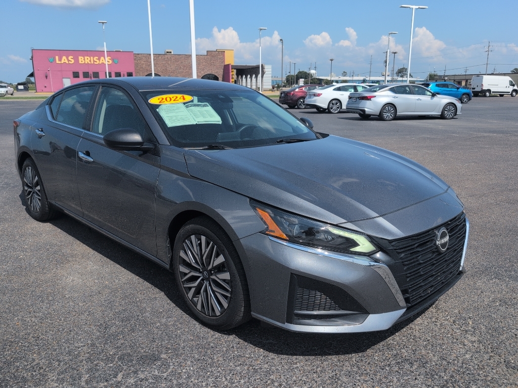 2024 Nissan Altima 2.5 SV FWD