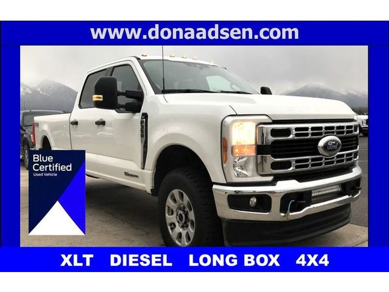 Oxford White 2023 Ford F-350 Super Duty Pickup Truck Four-Wheel Drive Automatic