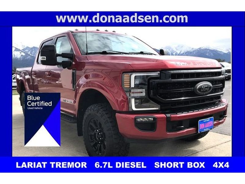 Rapid Red Metallic Tinted Clearcoat 2022 Ford F-250 Super Duty Pickup Truck Four-Wheel Drive Automatic