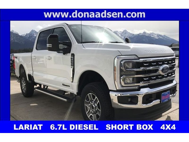 OXFORD WHITE 2026 Ford F-250 Super Duty Pickup Truck Four-Wheel Drive Automatic