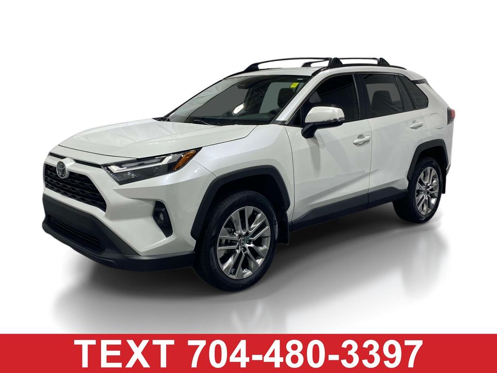 White (Wind Chill Pearl) 2024 Toyota RAV4 SUV / Crossover Front-Wheel Drive 8-Speed Automatic