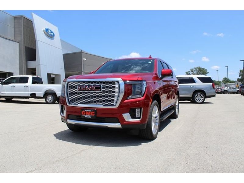 Volcanic Red Tintcoat 2024 GMC Yukon SUV / Crossover Four-Wheel Drive Automatic