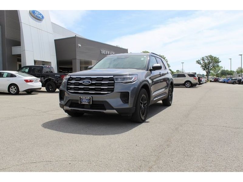 Carbonized Gray Metallic 2025 Ford Explorer SUV / Crossover All-Wheel Drive Automatic