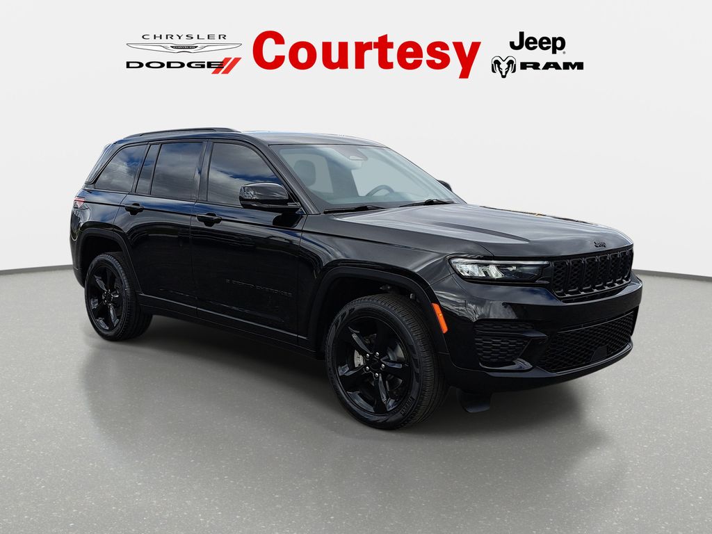 2023 Jeep Grand Cherokee Altitude 4WD