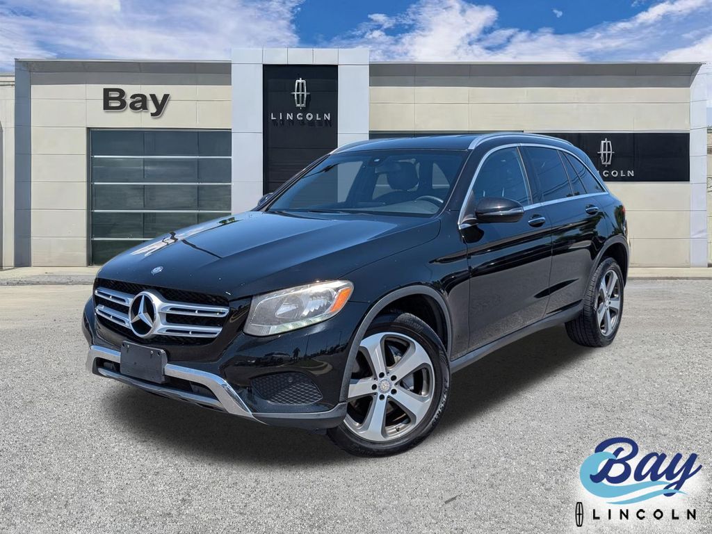 2017 Mercedes-Benz GLC 300