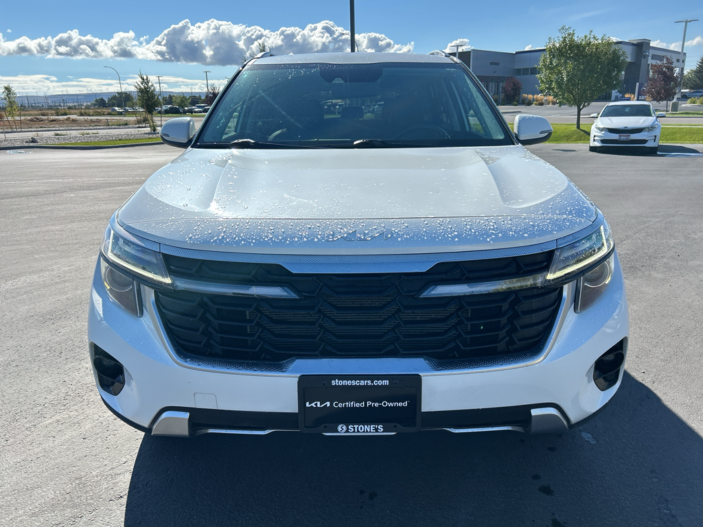 Snow White Pearl 2024 Kia Seltos SUV / Crossover All-Wheel Drive Continuously Variable Transmission
