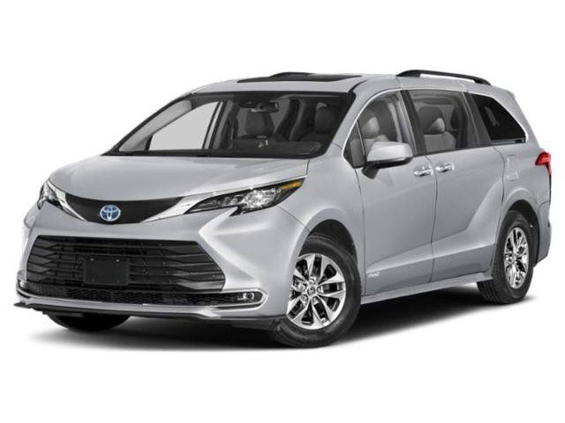 2022 Toyota Sienna XLE 7-Passenger FWD